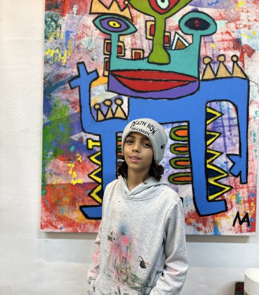 MIKAIL AKAR: Das junge Wunderkind der Kunstwelt