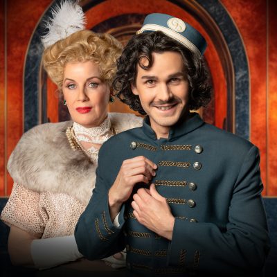 Thomas Manns Klassiker „Bekenntnisse des Hochstaplers Felix Krull“ im Schlosspark Theater