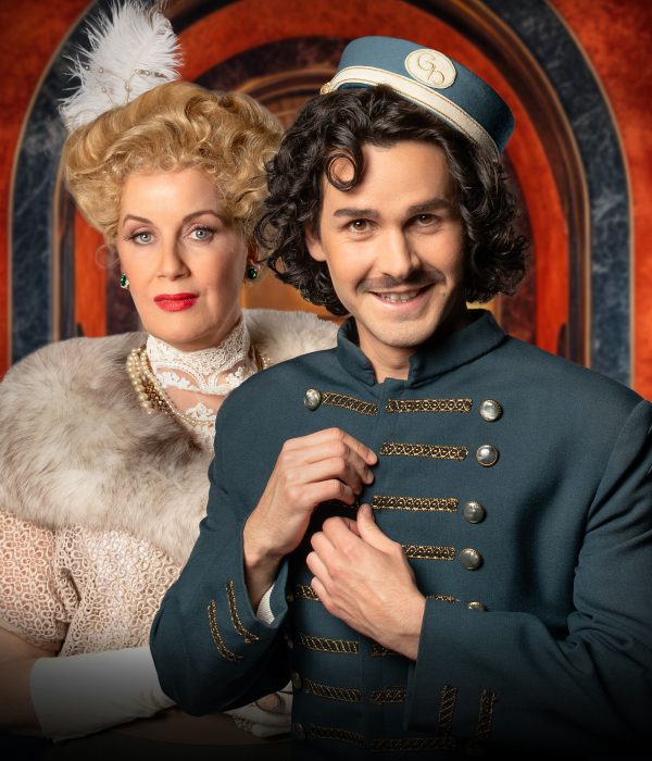 Thomas Manns Klassiker „Bekenntnisse des Hochstaplers Felix Krull“ im Schlosspark Theater