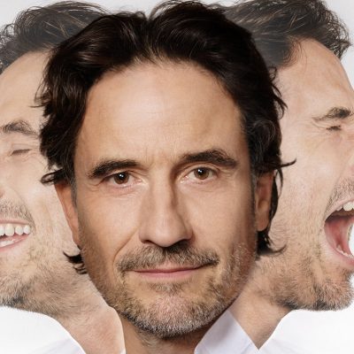 Vanya: Ein Schauspieler, acht Figuren und ein Abend voller schwarzem Humor