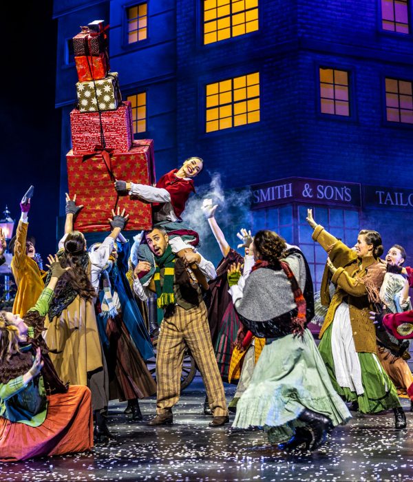 Ein Engel für Weihnachten: Susan Sideropoulos im Musical „Der Geist der Weihnacht“